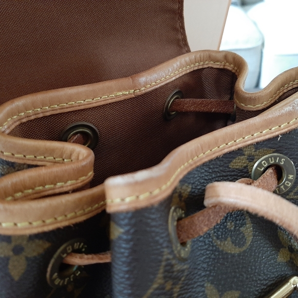 Louis Vuitton backpack 1/2 listing - Picture 12 of 16